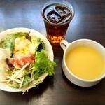 レストラン ShunSai - サラダ、アイスティー、コーンスープ