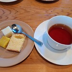 BANDARA LANKA - 食後のデザートと紅茶