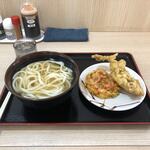 武蔵 - 料理写真:ひやかけ 小・天ぷら（セルフうどん 武蔵 詫間店）