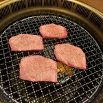 焼肉ホルモン 山水縁 - 