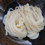 日の出製麺所 - ぬるい大(240円)