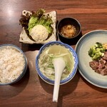 Gyuutan Tororo Mugimeshi Nadai Akabei - 