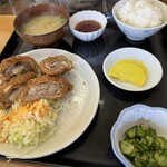 どさん子 山鹿店 - チーズかつハーフ定食