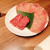 焼肉うしごろ 新宿三丁目店 - 