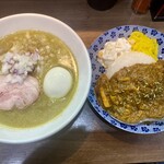 ヌードル＆スパイスカレー 今日の1番 - 朝限定セット ¥1,000-(税込) ※卵と焼き豚は店主からのサービス！