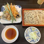 手打そば かみやま - 天もりそば（野菜）