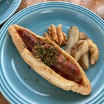 島cafeとぅんからや - オリジナルホットドッグ、このソーセージがとても美味しい