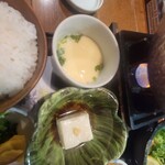 washokuizakayashummon - 旬門御膳の茶碗蒸しと胡麻豆腐