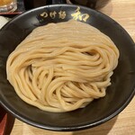 Tsukemen Kazu - ツヤツヤの太麺です。