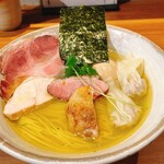 ジャパニーズ ラーメン 五感 - 
