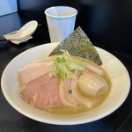 らぁ麺 飛鶏 - 地鶏白湯そば(1日20食限定)の上トッピング   煮卵