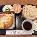 やなぎや - 煮込ヒレカツセット