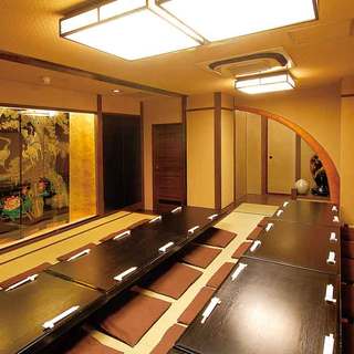 各種ご宴会は、最大25名様まで。個室座敷でご予約承ります。