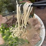 らーめん楓神 - 麺はバリカタ