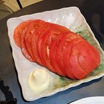 海鮮居酒屋 かきQ - スライストマト