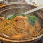 海鮮広東料理　中華料理　昌園 - 蟹身と春雨の土鍋煮込み