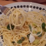 パスタ・アラ・プッタネスカ - 麺は…同じですね