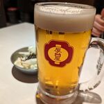 Yataiya Hakata Gekijou - 最初の1杯のどでかジョッキ生ビール 658円（VIP会員のみ1杯目アップグレード）