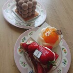 Kento Hausu - タルトに柑橘のムース、チョコケーキ