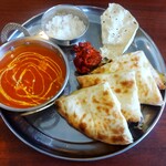 インド・ネパールダイニング スレス - 料理写真:チーズナンセット