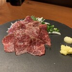 薬院 柚子もつ鍋と馬刺し 松葉 - 