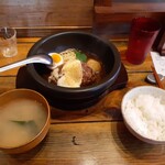 山本のハンバーグ 中目黒食堂 - 