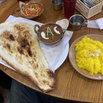 ほんとのインド料理とカレーの店 - バターチキンカレーとマトンラーラ