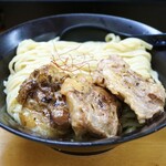 麺屋 白神 - ・辛つけ麺 5辛 大盛 1,050円/税込
            ・軟骨トッピング 400円/税込