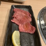 焼肉龍王館 惣利店 - 