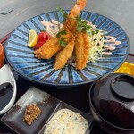 Two large fried shrimps and fried horse mackerel set meal