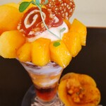 CAFE CUPOLA mejiro - 秋に焦がれる柿のパフェ