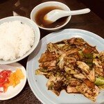 Kougasaikan Purasu - ♪回鍋肉定食¥1030