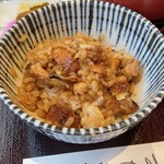 あつた蓬莱軒 - お櫃1/4量