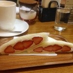 カリーナ - 14.2、久々のイチゴ