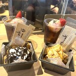 バルム - 生クリーム＋生チョコレート
            生クリーム＋黒蜜きな粉
            いちごソルベ&コーク