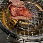 焼肉 朧 - 