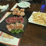 お肉の食べ放題専門店 個室 グリル＆バル 新宿本店 - 