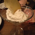 ビストロ酒場 服部 - お通しのブロッコリのムース