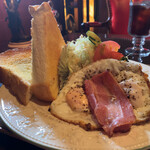 あかね珈琲館 - トースト＆ベーコンエッグ