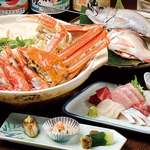 八千代 - 寒い季節にはやっぱりコレ！人気の鍋料理。