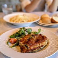 24/7 restaurant - 