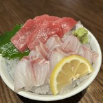 Marutoku Gyogyoubu Sushi Bekkan - 