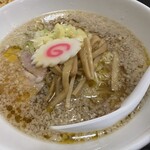 ジャンプラーメン - 背脂醤油麺850円