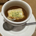 Olive House - 淡路産新玉ねぎのオニオングラタンスープ