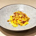 Ristorante hideki nakagawa - タリアテッレパンチェッタとヘーゼルナッツのクリームソース