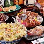 藤しげ - 直径約20㎝の具沢山ジャンボかき揚げ1,000円（4〜5人前・写真手前）や鍋のコースが好評