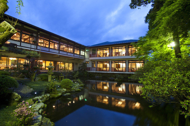 外観写真 : 名鉄菜館 (めいてつさいかん) - 御殿場/中華料理 | 食べログ