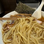 Jikasei Men Uruchi - この麺肌！ツルツルで美味なり。
