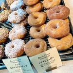 RACINES DONUT&ICE CREAM 青山店 - 