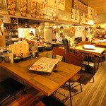 Sumiyaki Shodai Hazeru - 少人数でサクッと飲みたい方におススメなのはテーブル席